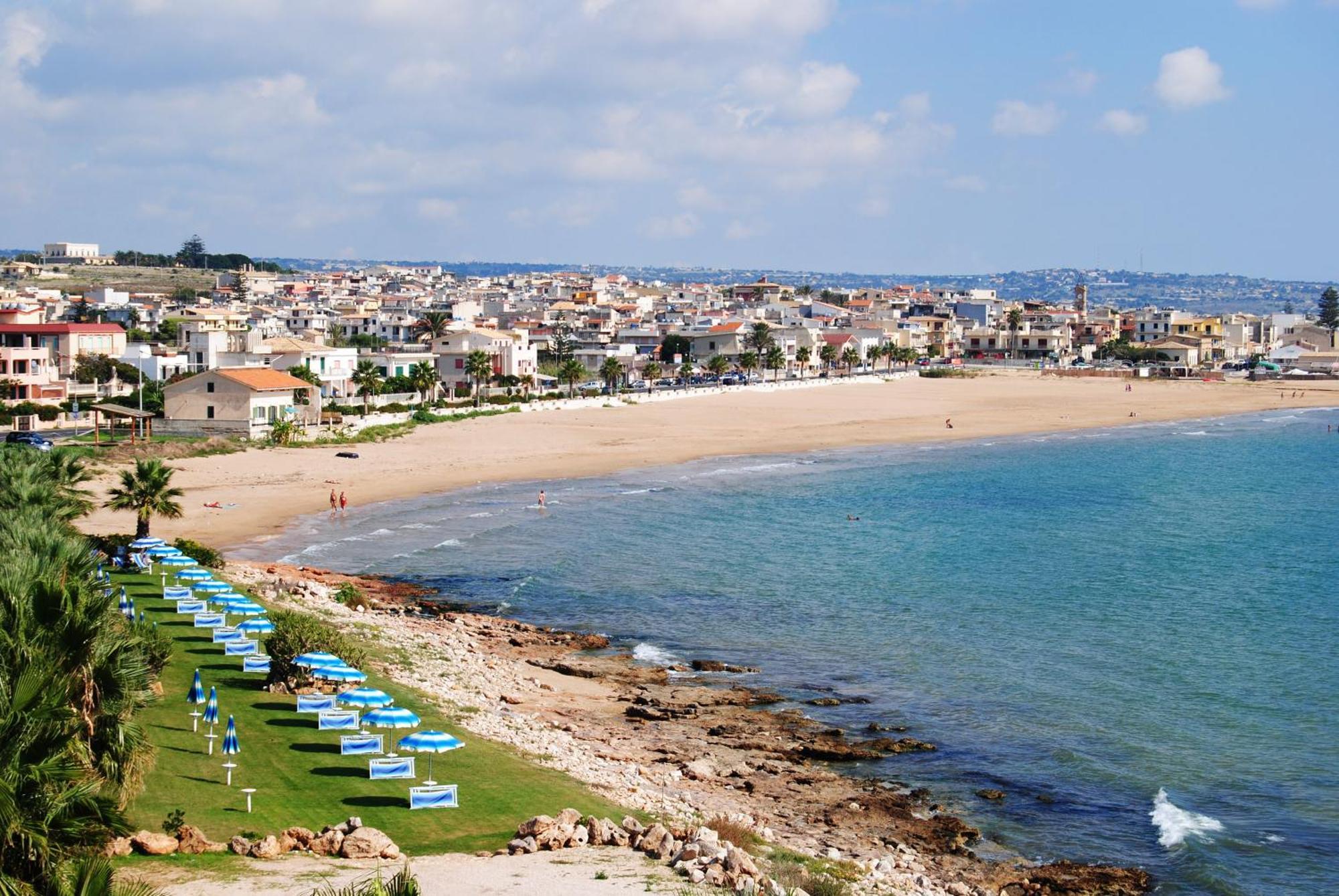 דונלוקאטה Hotel Acquamarina מראה חיצוני תמונה