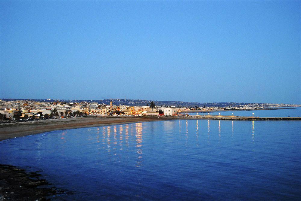דונלוקאטה Hotel Acquamarina מראה חיצוני תמונה