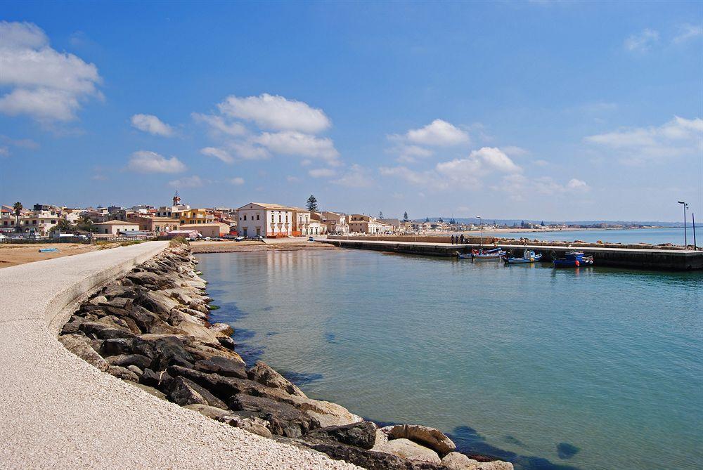 דונלוקאטה Hotel Acquamarina מראה חיצוני תמונה