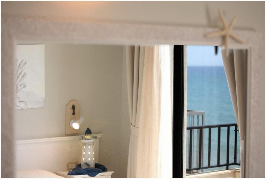 דונלוקאטה Hotel Acquamarina מראה חיצוני תמונה